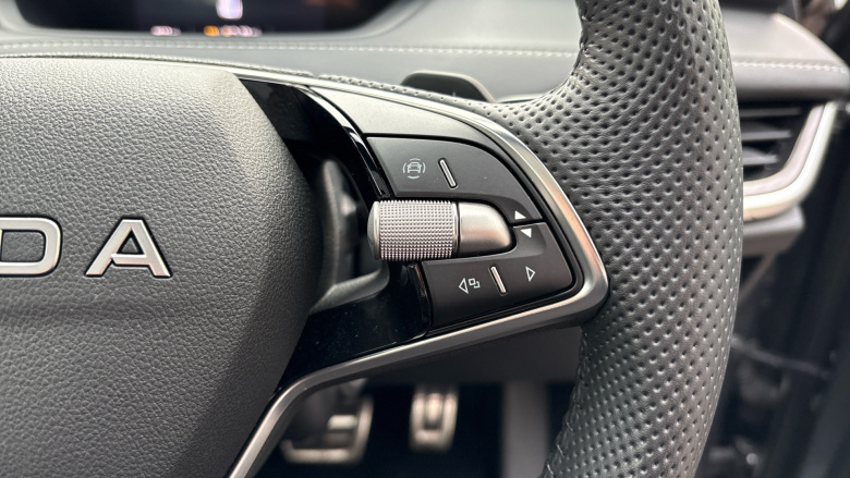 Skoda Enyaq 210kW 85x Sportline 82kWh 4x4 5dr Auto Electric 